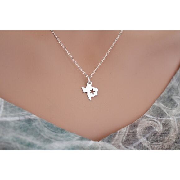 Sterling Silver Texas with a Star Charm Pendant Necklace - Picture 1 of 3